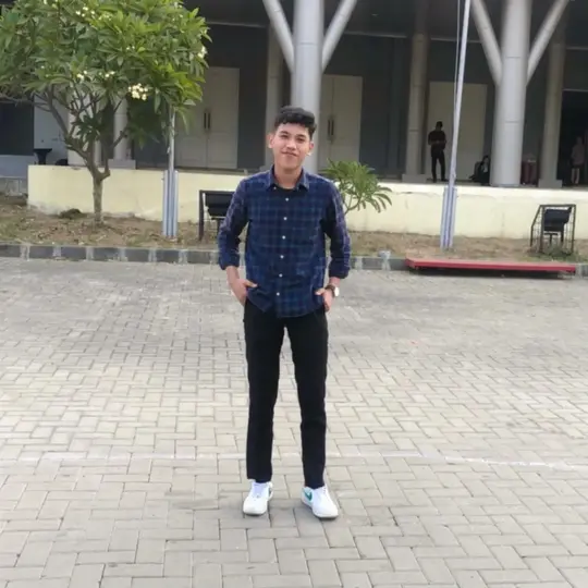 Tim Marketing Edpack Karunia Persada Rivaldi Jodi